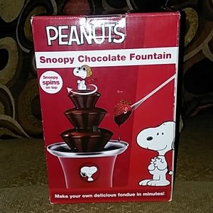 Snoopy chocolate Fountain